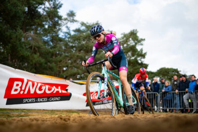 Laura Verdonschot (De Ceuster Bonache Cx Team))  / Sluitingsprijs Oostmalle
